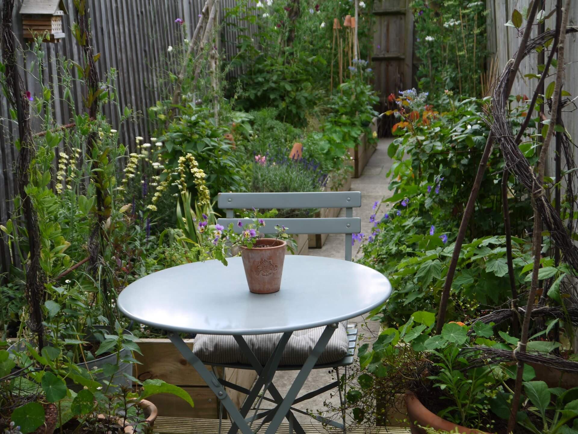 garden table